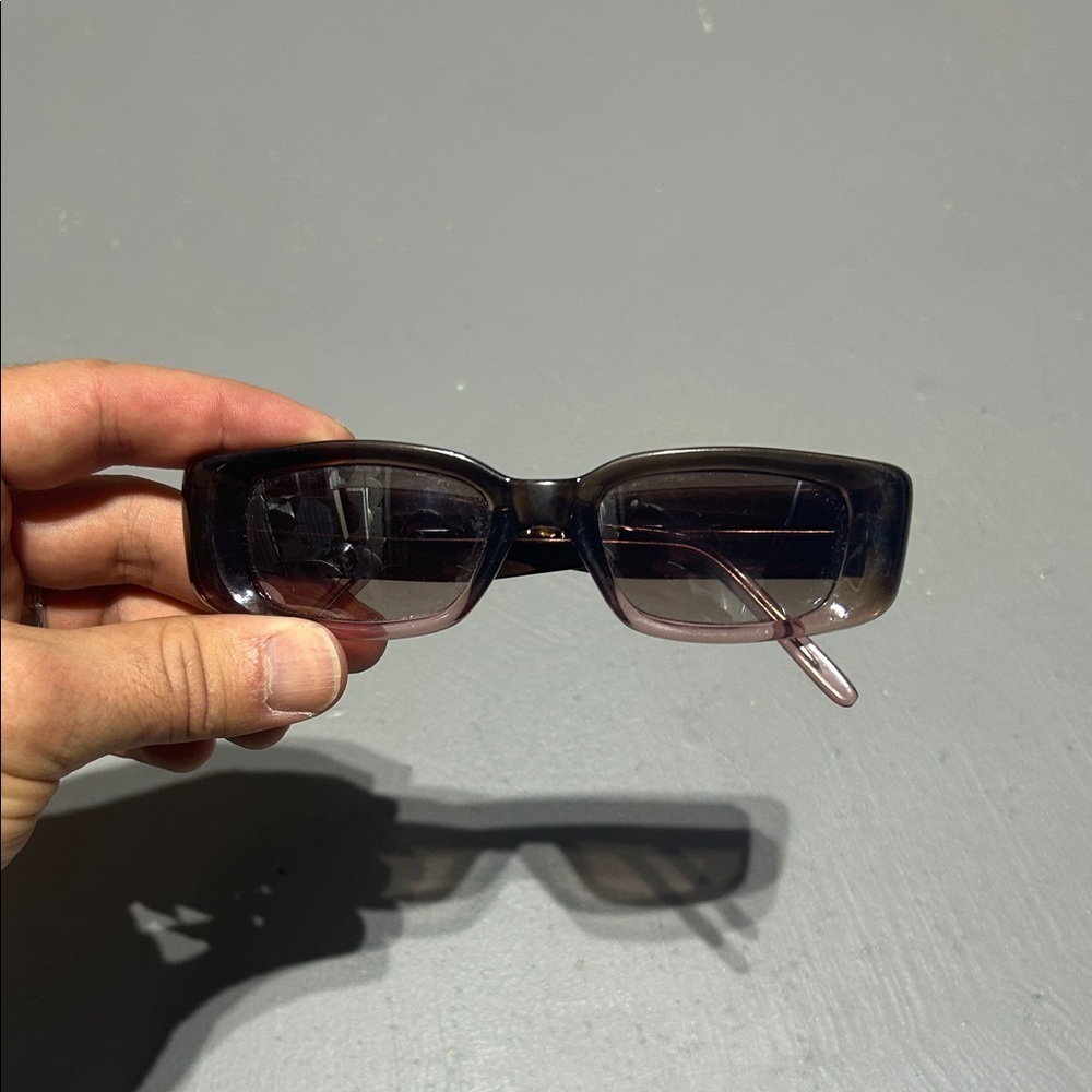 Skinny Frame Trendy Sunglasses